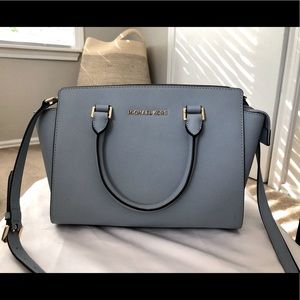 Michael Kors Selma Medium